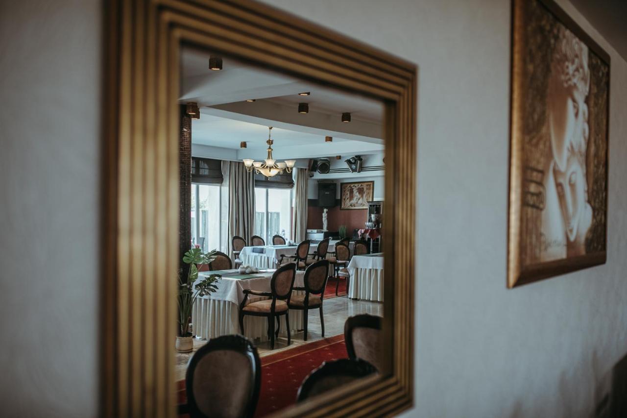 Hotel Apollo Darłówko Exteriér fotografie