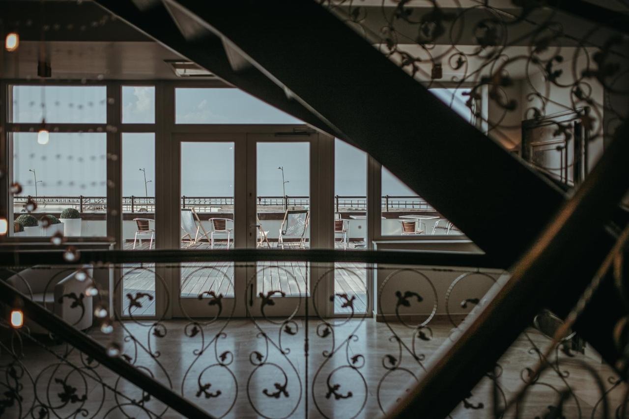 Hotel Apollo Darłówko Exteriér fotografie